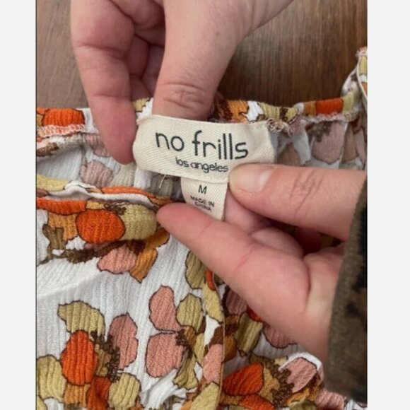 No Frills Los Angeles Womens Medium Floral Boho Summer Blouse Ruffle Crop Top - Picture 3 of 3